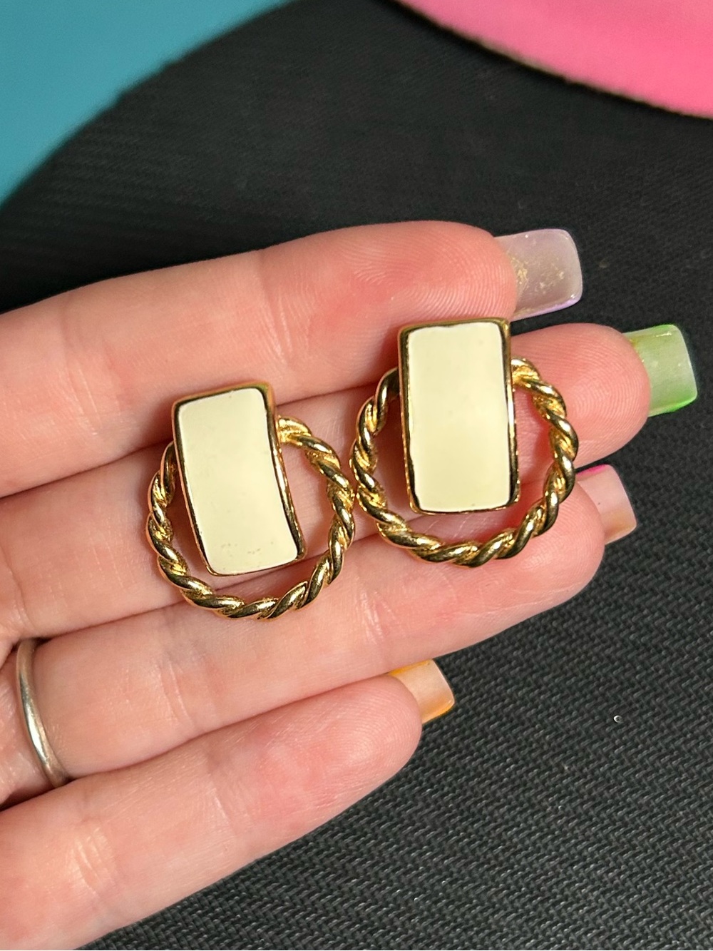 VTG Monet Signed Gold Twisted Hoop Cream Enamel Door Knocker Stud Earrings